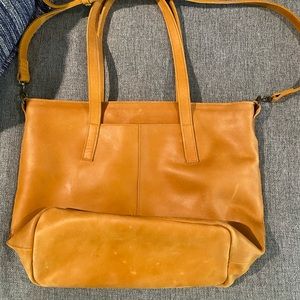 Able Alem Utility Bag in color Cognac!